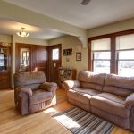 376 S. Montgomery Avenue, Le Center