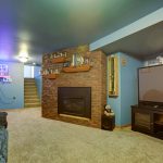 128 South Redwood Drive, Mankato