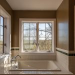 212 Oak Knoll Boulevard, Mankato