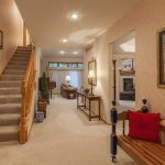 215 Crestwood Drive, North Mankato