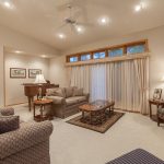 215 Crestwood Drive, North Mankato