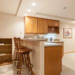 215 Crestwood Drive, North Mankato