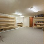 215 Crestwood Drive, North Mankato